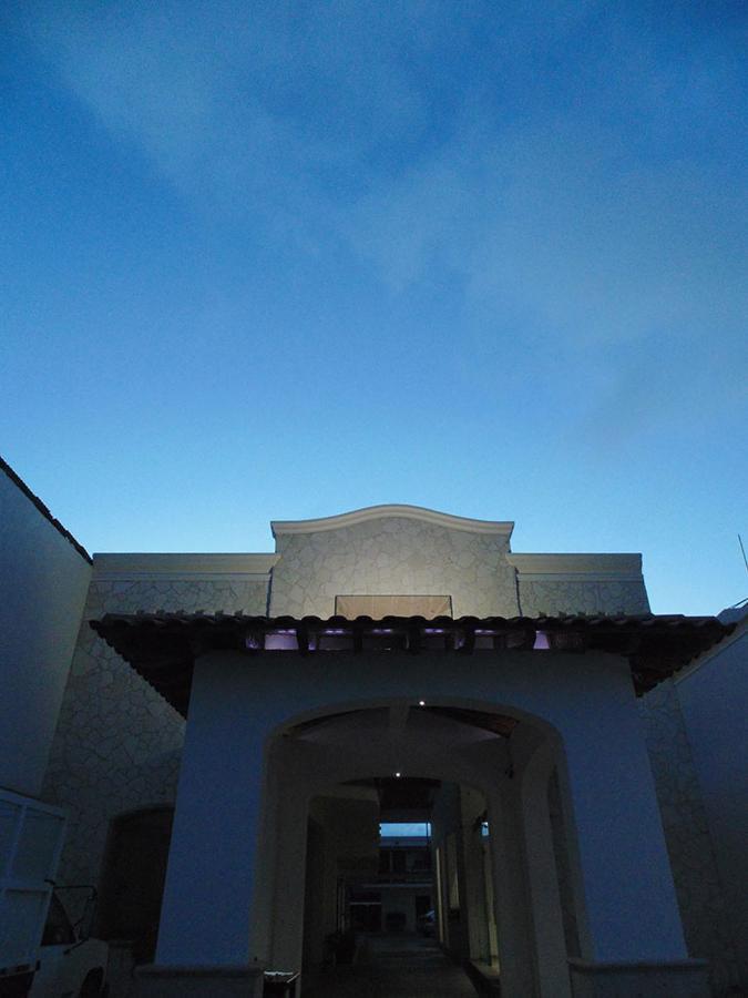 Hotel Hacienda シウダード・グスマン エクステリア 写真